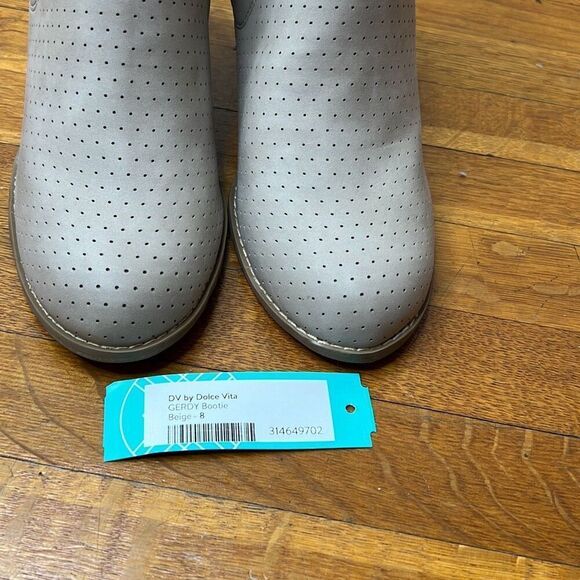 DV By Dolce Vita Gerdy Wedge Ankle Bootie Beige Nwt Size 8 Nwt - Picture 8 of 9